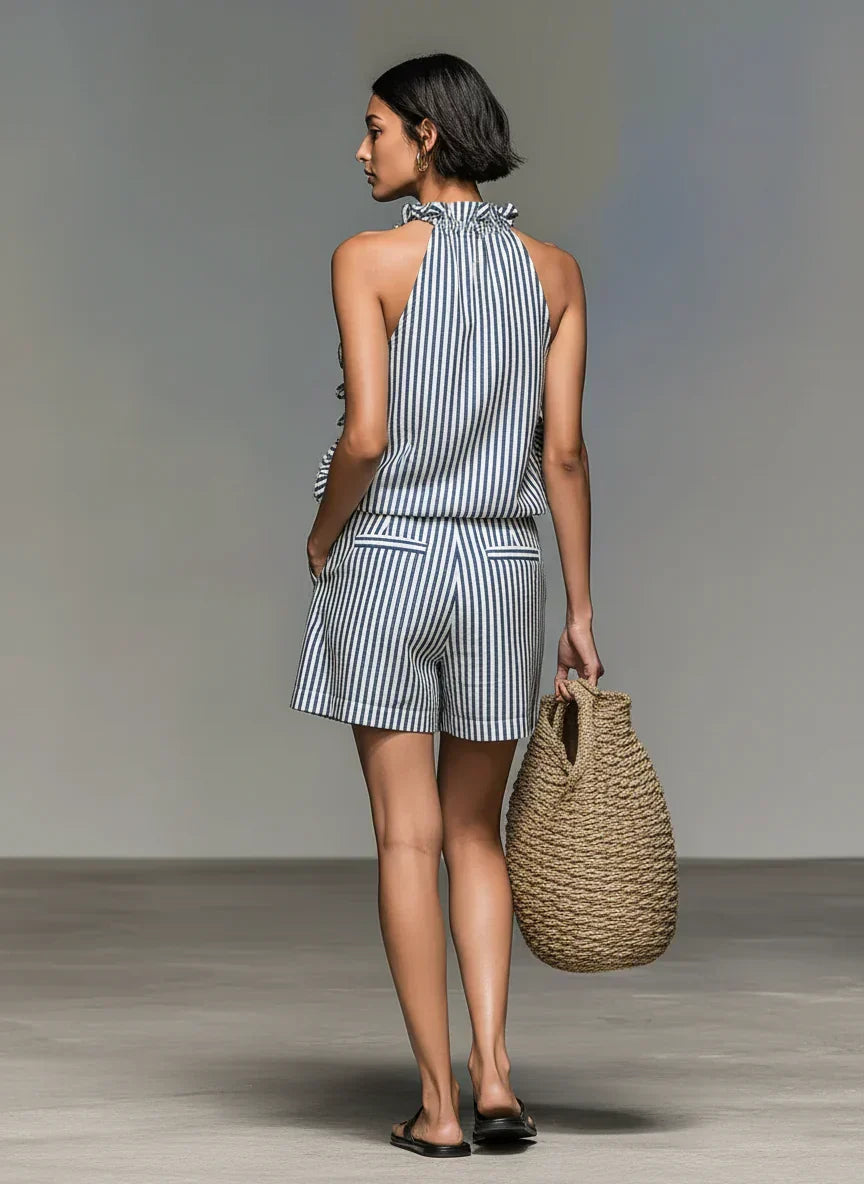 Kadın Minimalist Çizgili Kolsuz Fırfırlı Bluz ve Şort Takımı